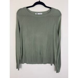 Zara Womens Round Neck Long Sleeve Lightweight Light Green Sweater Shirt Medium